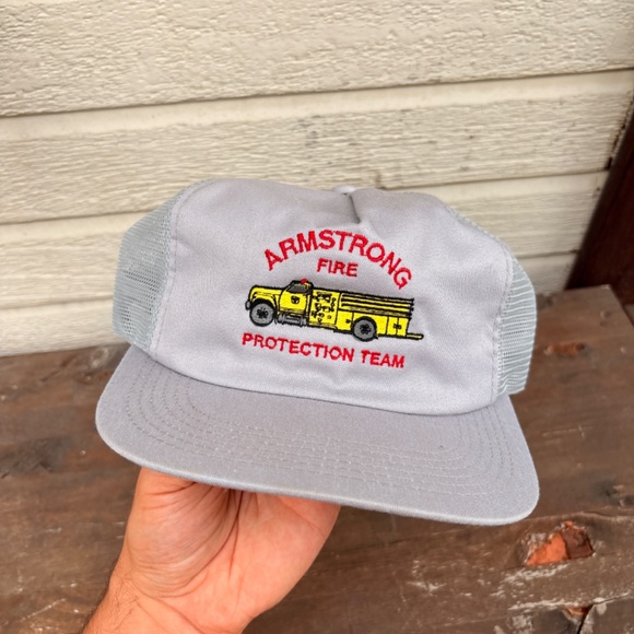 Vintage ARMSTRONG Fire PROTECTION TEAM FIRETRUCK hat snapback mesh - Picture 2 of 7